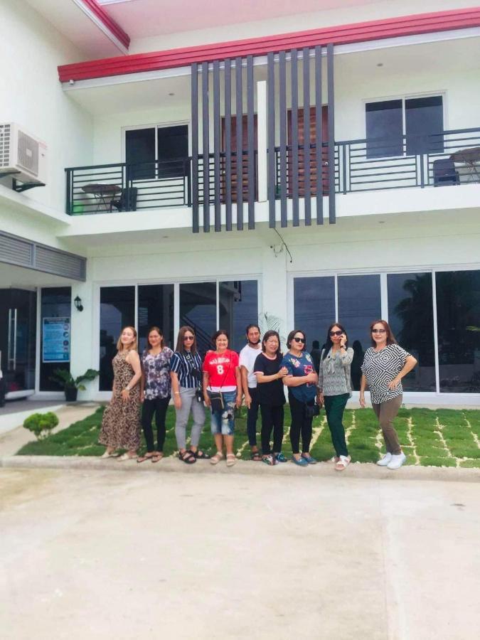 Elnora Delmar Travellers Inn Siquijor Exteriör bild