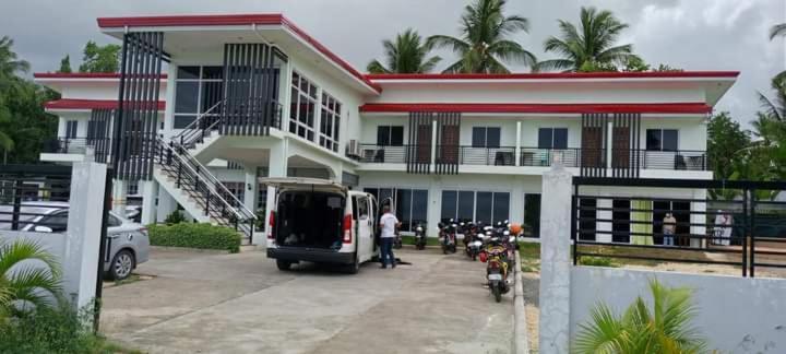Elnora Delmar Travellers Inn Siquijor Exteriör bild
